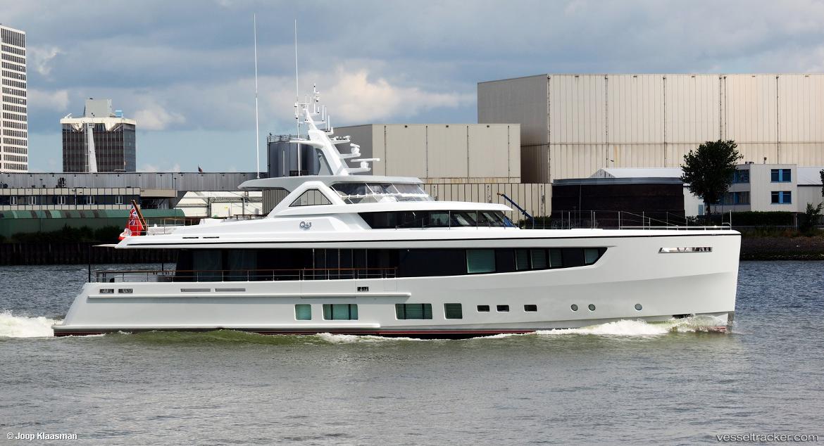 Q43 - Sailing Vessel vessel