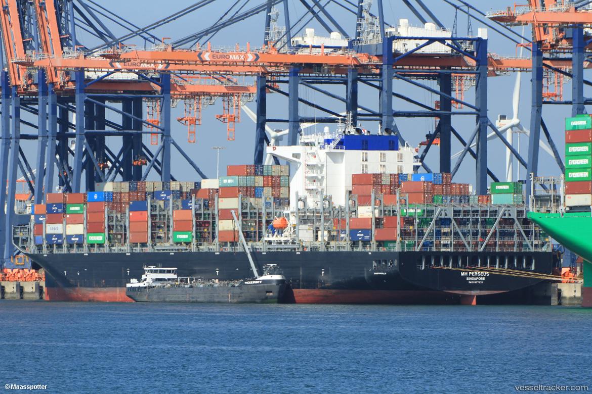 Mh-Perseus - Container Ship
