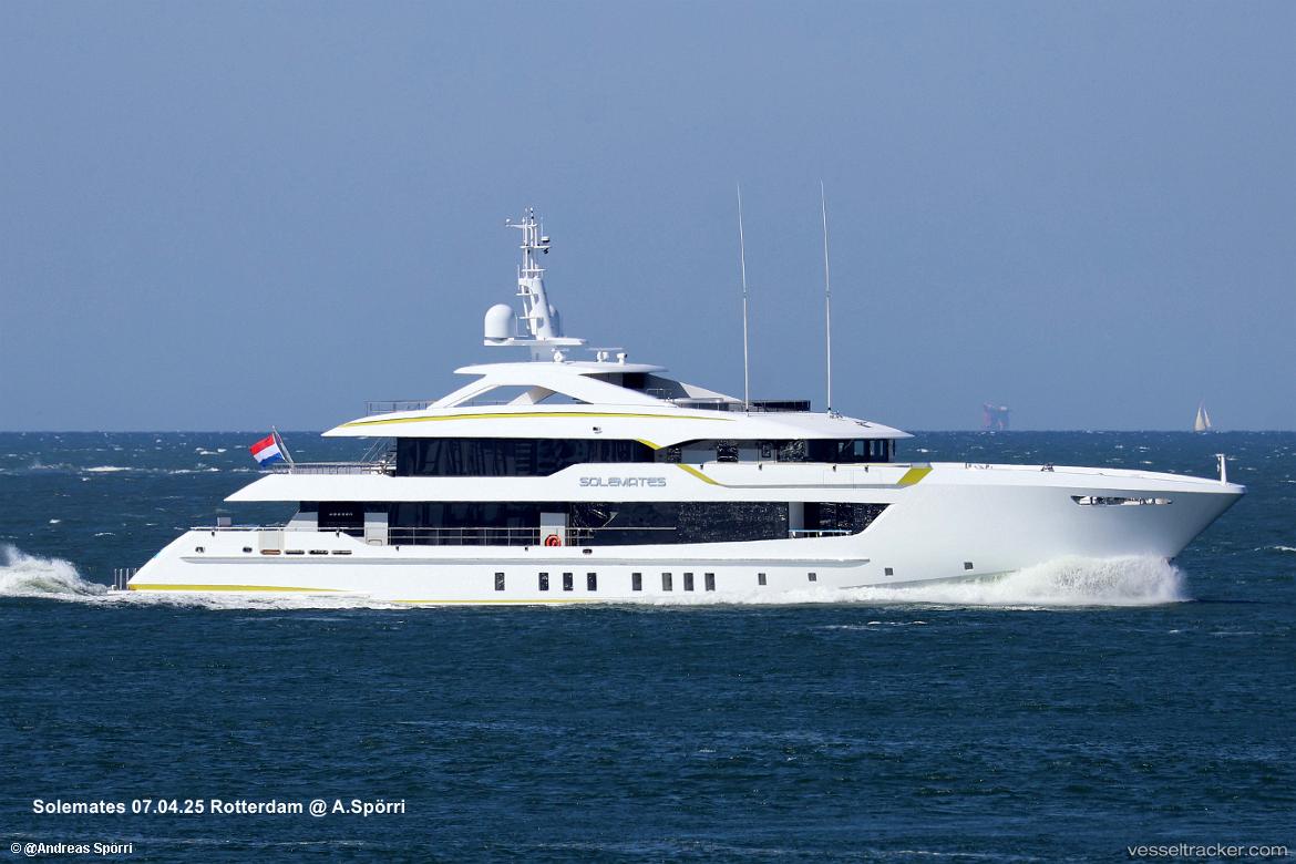 Solemates - Yacht vessel