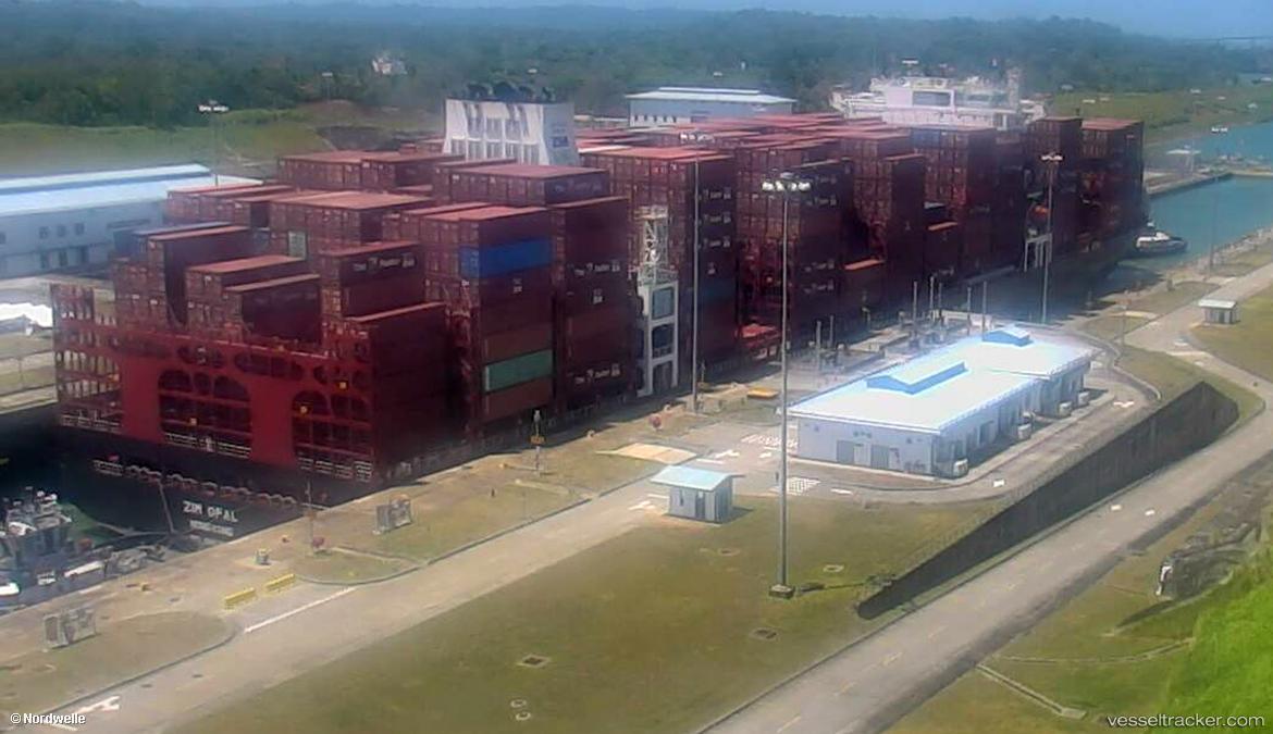 Zim-Opal - Container Ship vessel