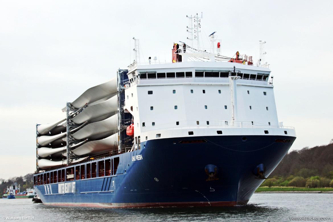 Uhl-Fresh - Heavy Load Carrier vessel