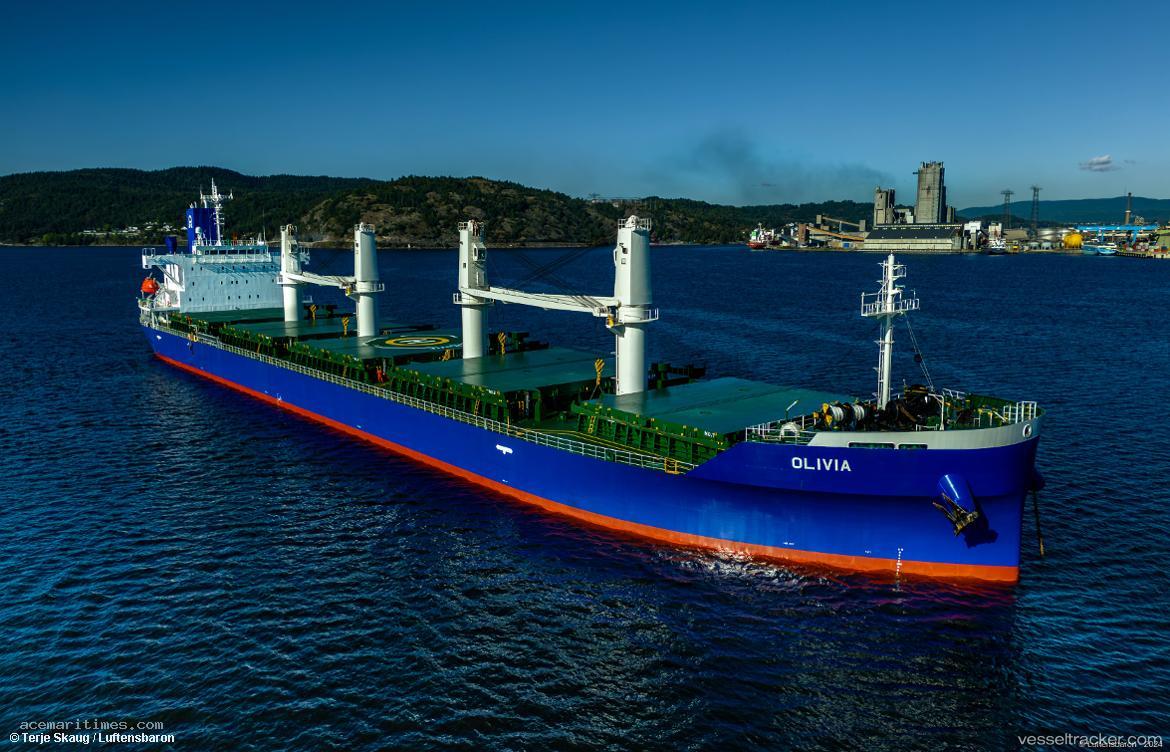 Olivia - Bulk Carrier