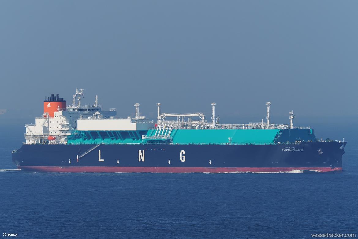 Puteri-Pahang - Lng Tanker vessel