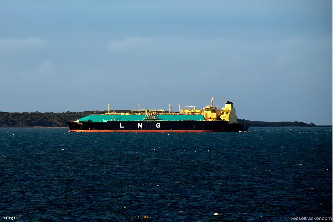 Puteri-Sabah - Lng Tanker vessel