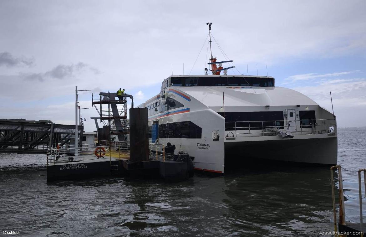 Alveola-Amarela - Passenger Ship vessel