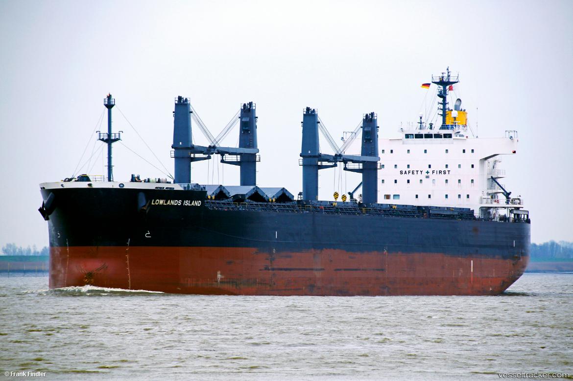 Lowlands-Island - Bulk Carrier vessel