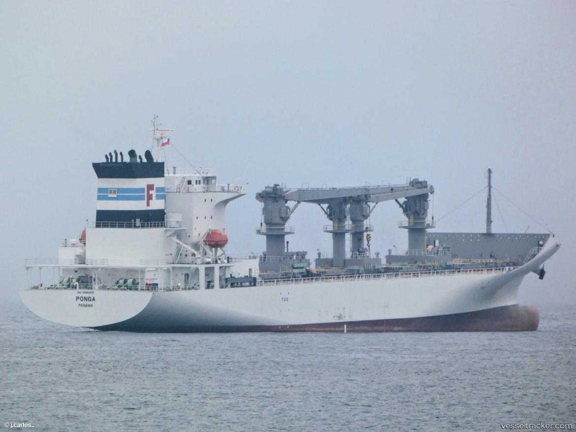 Ponga - Refrigerated Cargo Ship vessel