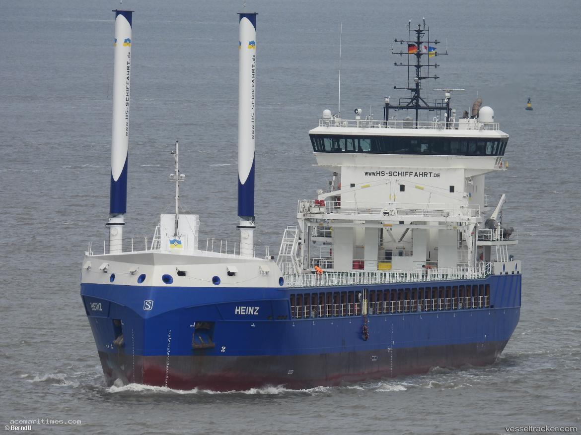 Heinz - General Cargo Ship vessel registered in Portugal