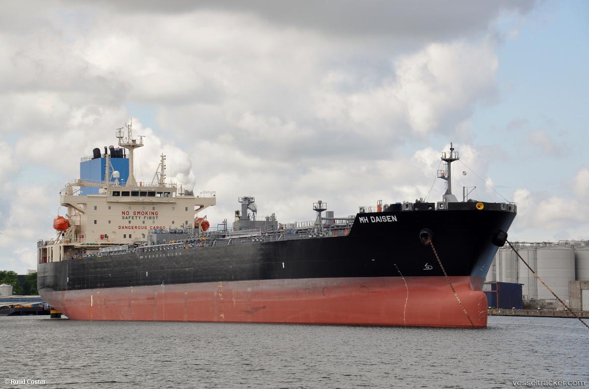 Mh-Dah4gc0 - Chemical Oil Products Tanker vessel